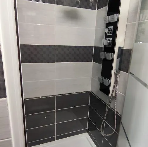 Freedom-fehervar Apartament Alba Regalǎ